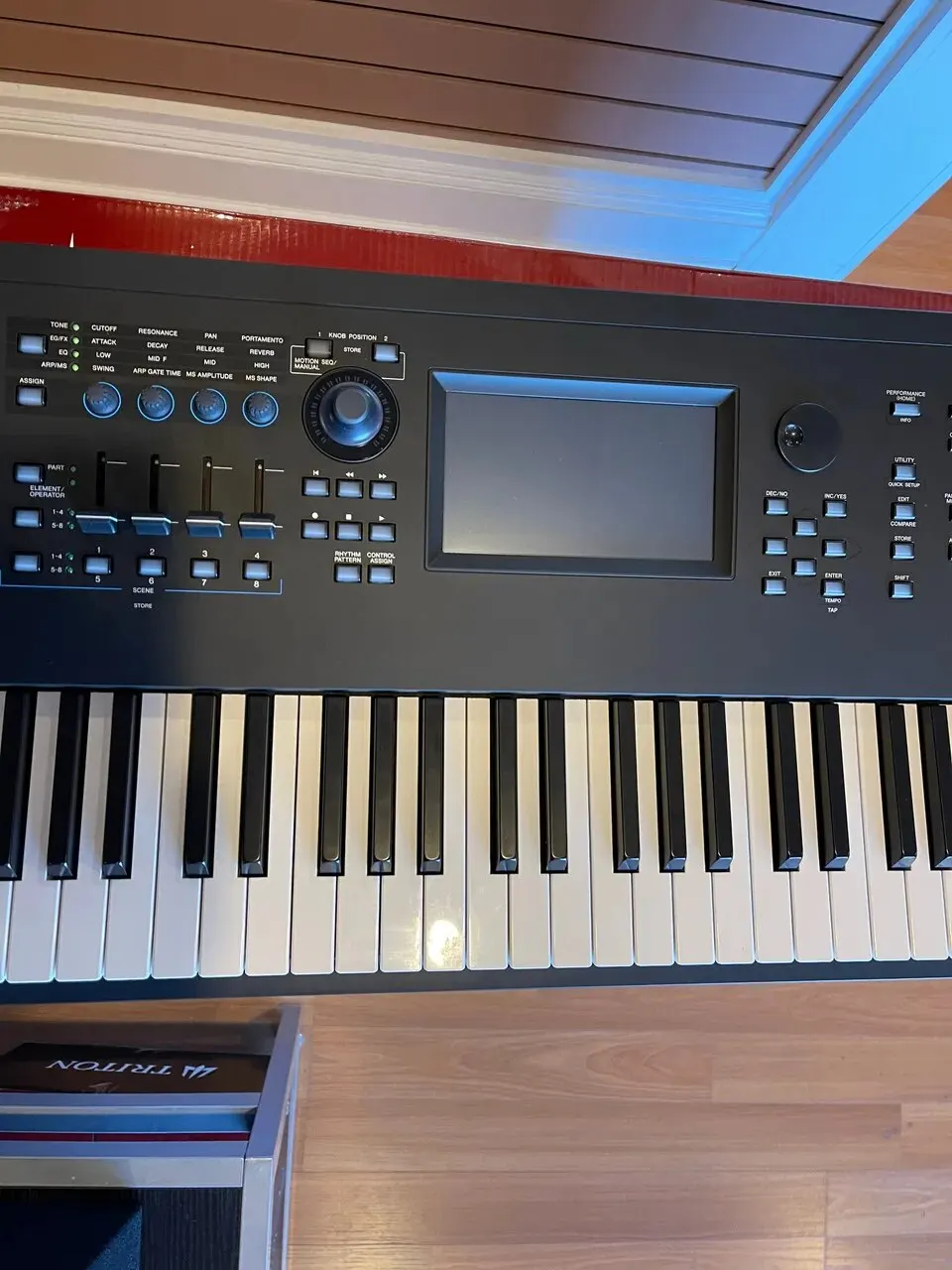 Большая скидка, распродажа, новый синтезатор ключей с утяжелением GHS Yamaha MODX8 + 88
Большая скидка, распродажа, новый синтезатор ключей с утяжелением GHS Yamaha MODX8 + 88