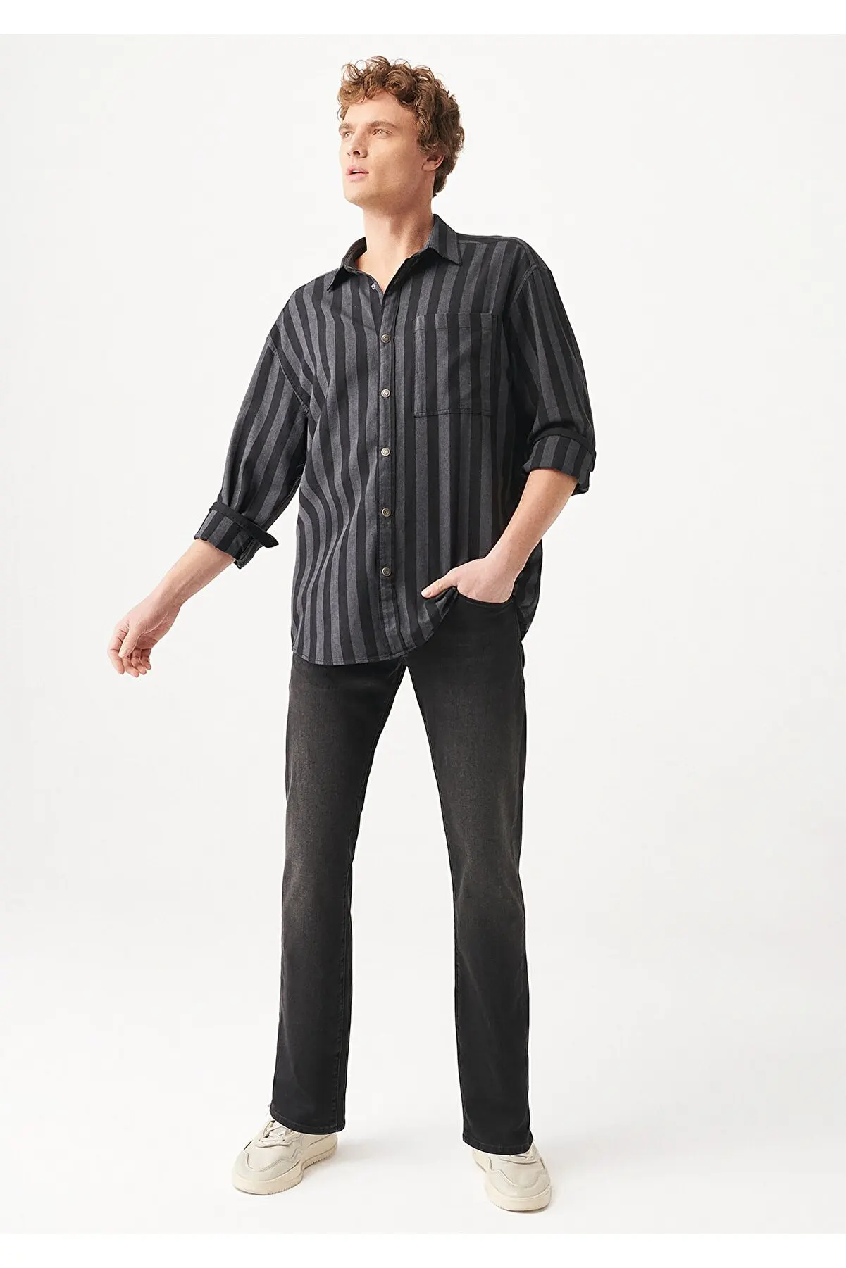 

MAVI Hunter Jeans, Normal Waist, Relaxed Fit, Straight Leg New Season Quality Denim Men Trausers, Casual Men Jeans
