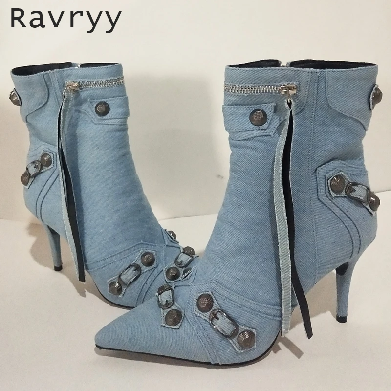 Retro Cow Pointed Toe Stiletto Boots 2023 New Side Zipper Catwalk Boots Metal Decorative Pin Buckle Sexy All-match Women's Boots
Retro Cow Pointed Toe Stiletto Boots 2023 New Side Zipper Catwalk Boots Metal Decorative Pin Buckle Sexy All-match Women's Boots