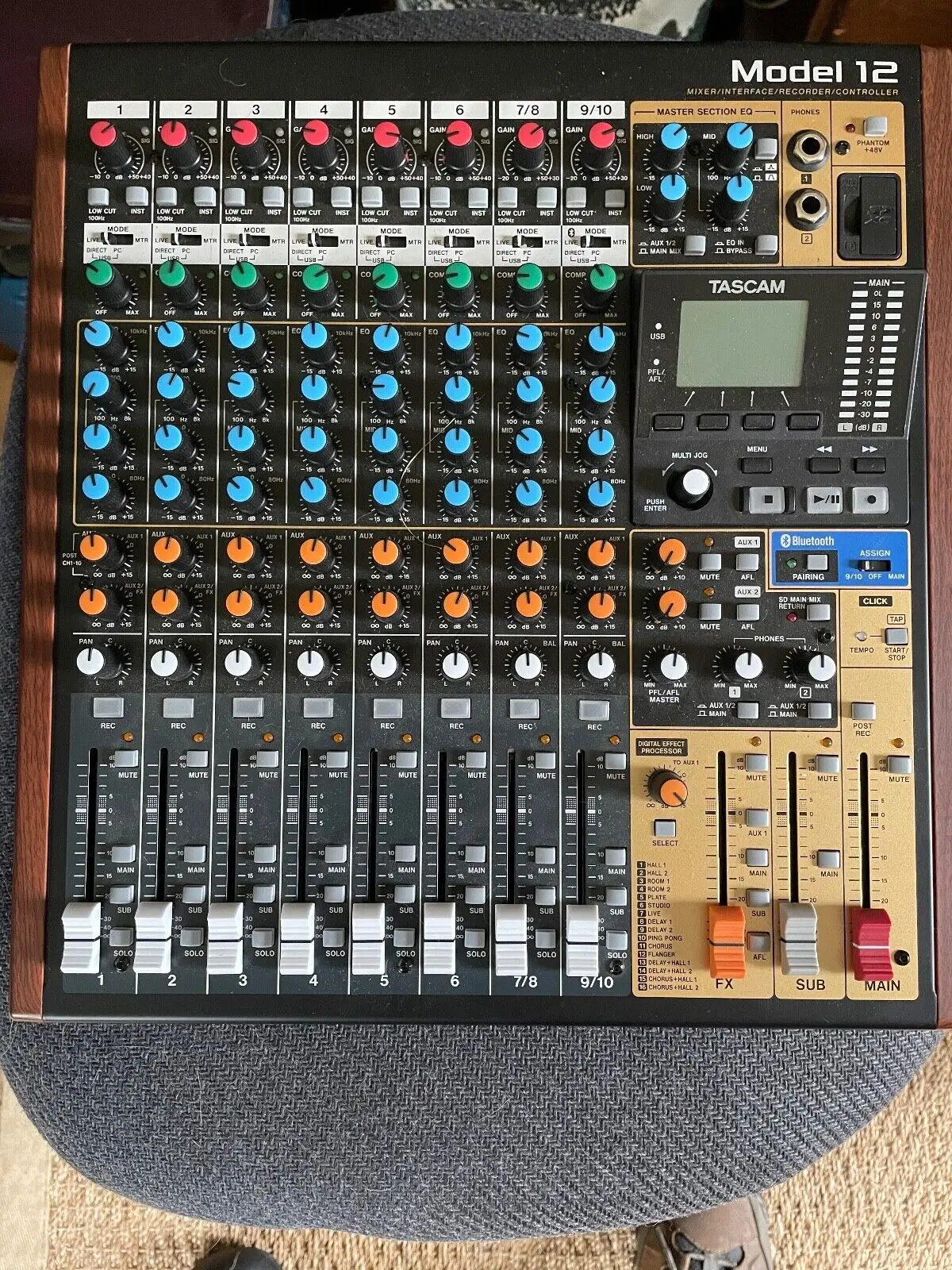 

QUALITY VALUES Tascam Model 12 All-in-one Production Mixer 2023 analog mixer interface