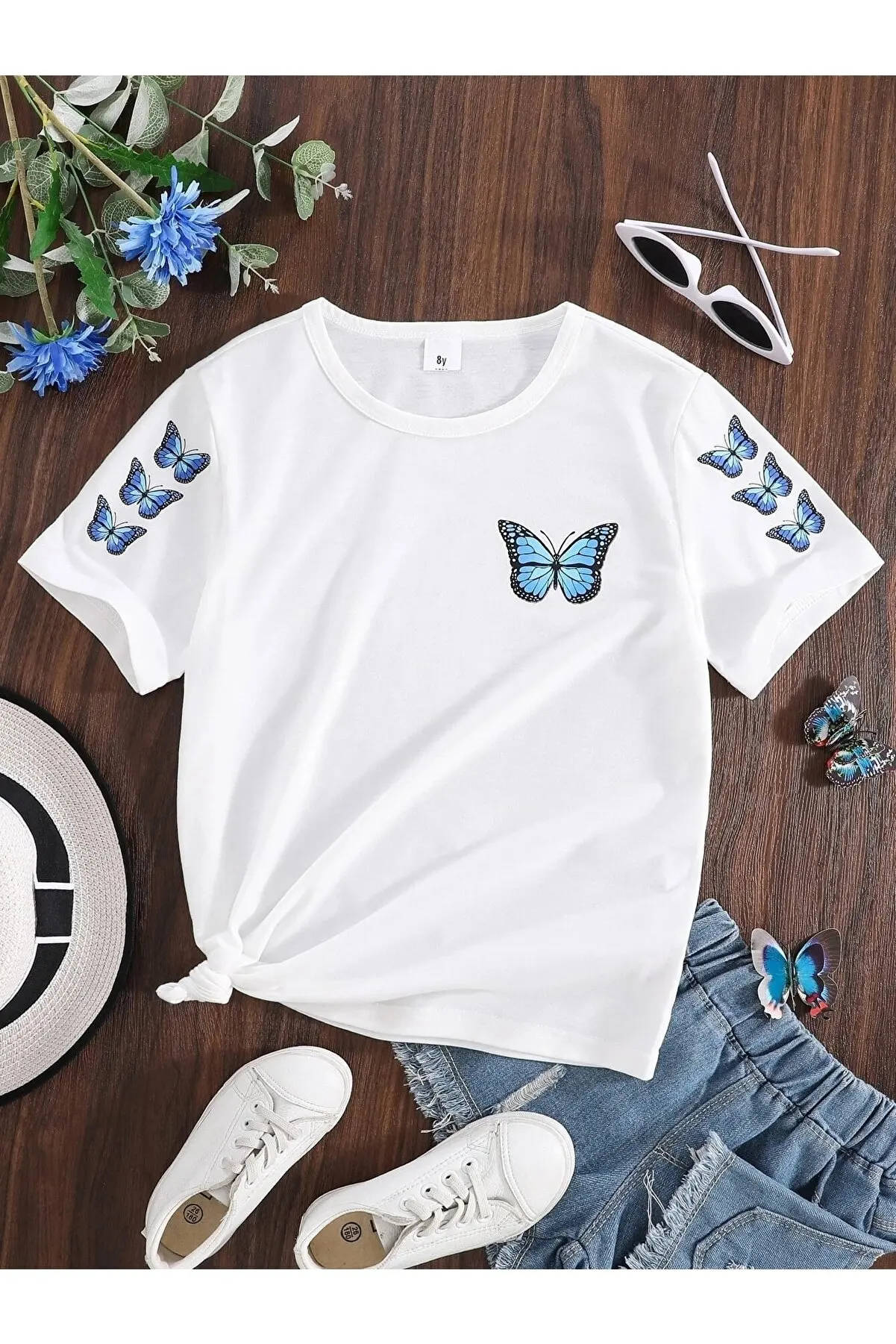 

Белая синяя футболка для девочек с принтом бабочки