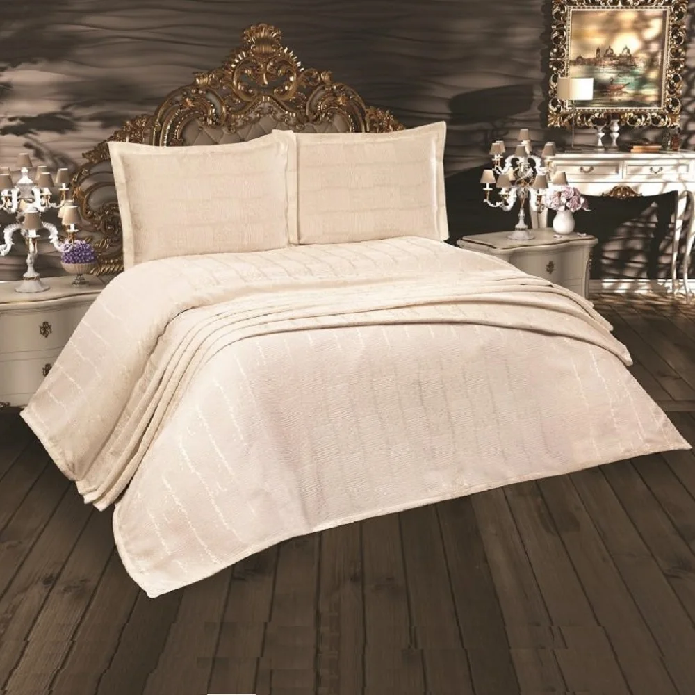 Double Bedding Set Bedclothes Bedspread Include Duvet Cover Bed Sheet Pillowcase Bedding Sets Bed Linen Luxury Bed Cover Set
Double Bedding Set Bedclothes Bedspread Include Duvet Cover Bed Sheet Pillowcase Bedding Sets Bed Linen Luxury Bed Cover Set