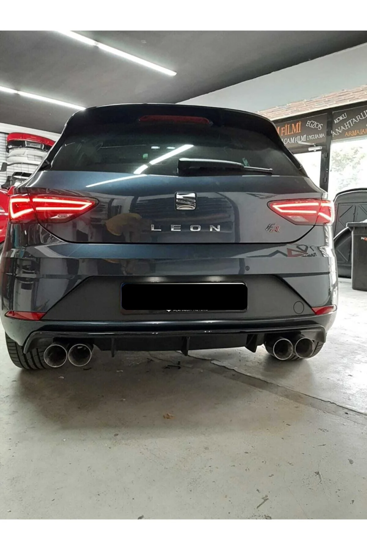 

Seat Leon Mk3.5 2017-2020 Diffuser Custom Right+left/dual Outlet Piano Black - Spoiler Wings Antenna Mirror Cover Skirts Chrome