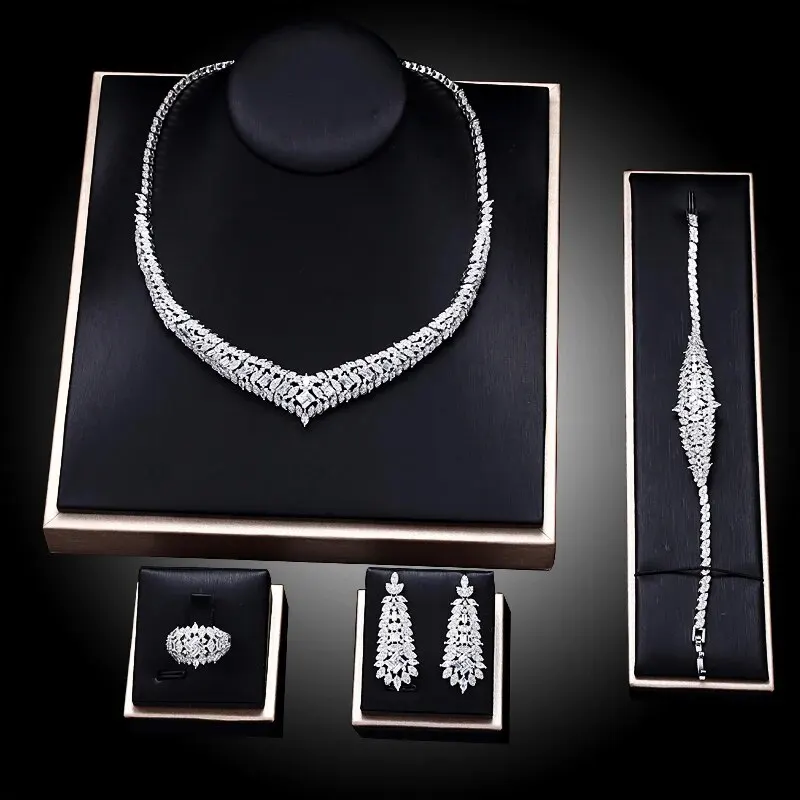 

Luxury style, attractive design, four-piece fashion necklace, suitable for women's jewelry party dress, across all continents