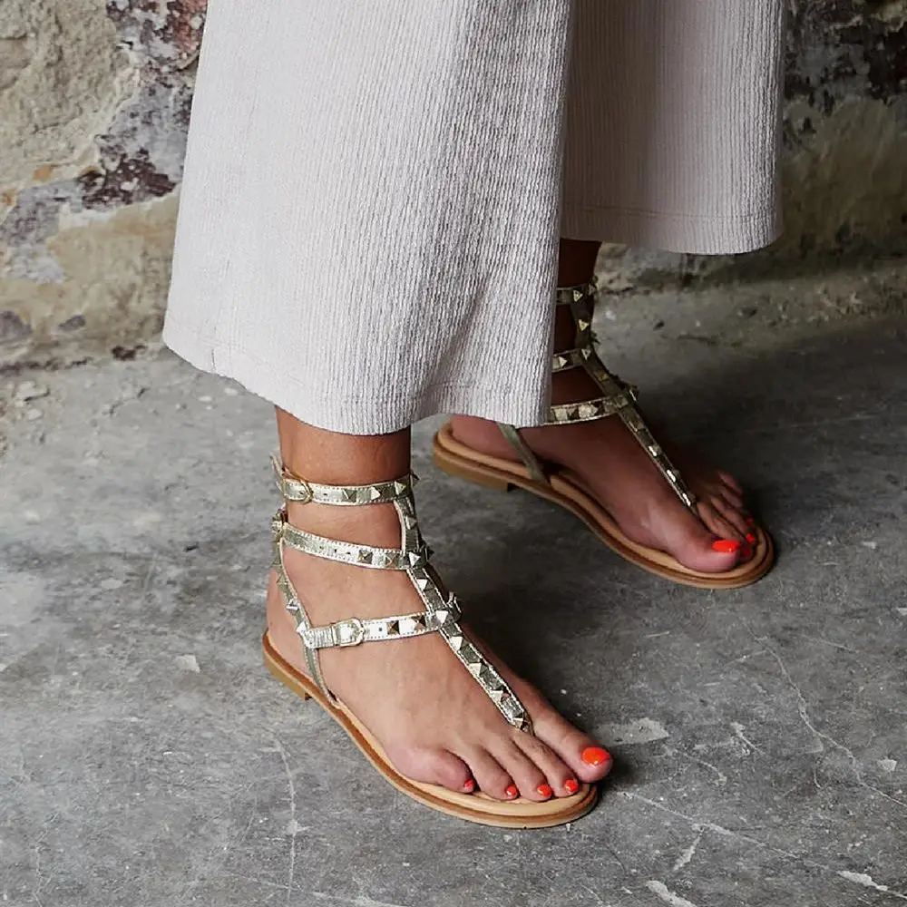 Tello Inner Exterior Genuine Leather Flat Sole Ankle Strap Cross Lace Trocked Silver Gold Nude Sandals Summer Shoes Thin Striped
Tello Inner Exterior Genuine Leather Flat Sole Ankle Strap Cross Lace Trocked Silver Gold Nude Sandals Summer Shoes Thin Striped