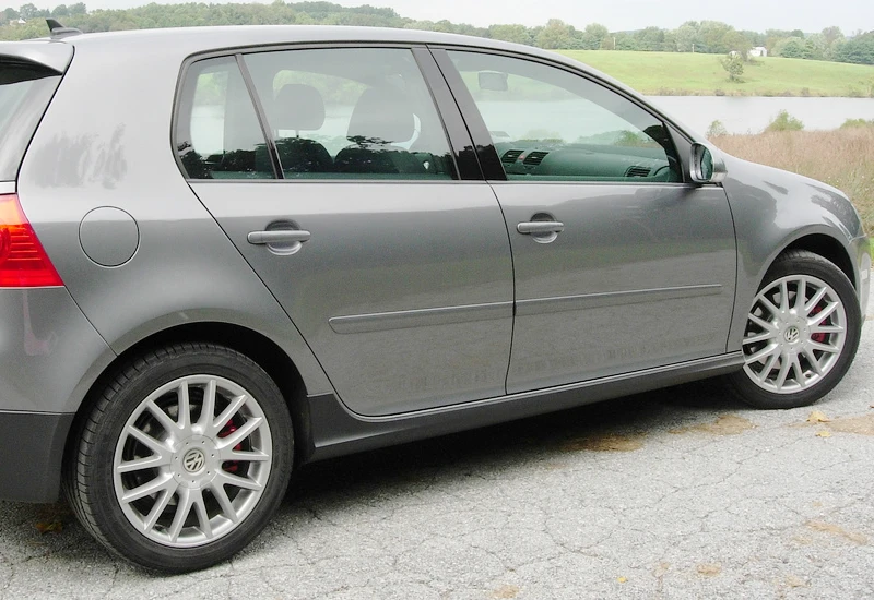 Side Skirt GTI Style Side Skirt For Vw Golf Mk5 2003+ - for golf 5 side skirts car tuning splitter car accessories winglets
Side Skirt GTI Style Side Skirt For Vw Golf Mk5 2003+ - for golf 5 side skirts car tuning splitter car accessories winglets