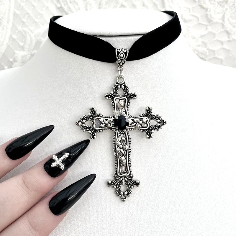Vintage Gothic Large Cross Black Velvet Choker Ornate Cross Black Velvet Grunge Choker Gift for Her
Vintage Gothic Large Cross Black Velvet Choker Ornate Cross Black Velvet Grunge Choker Gift for Her
