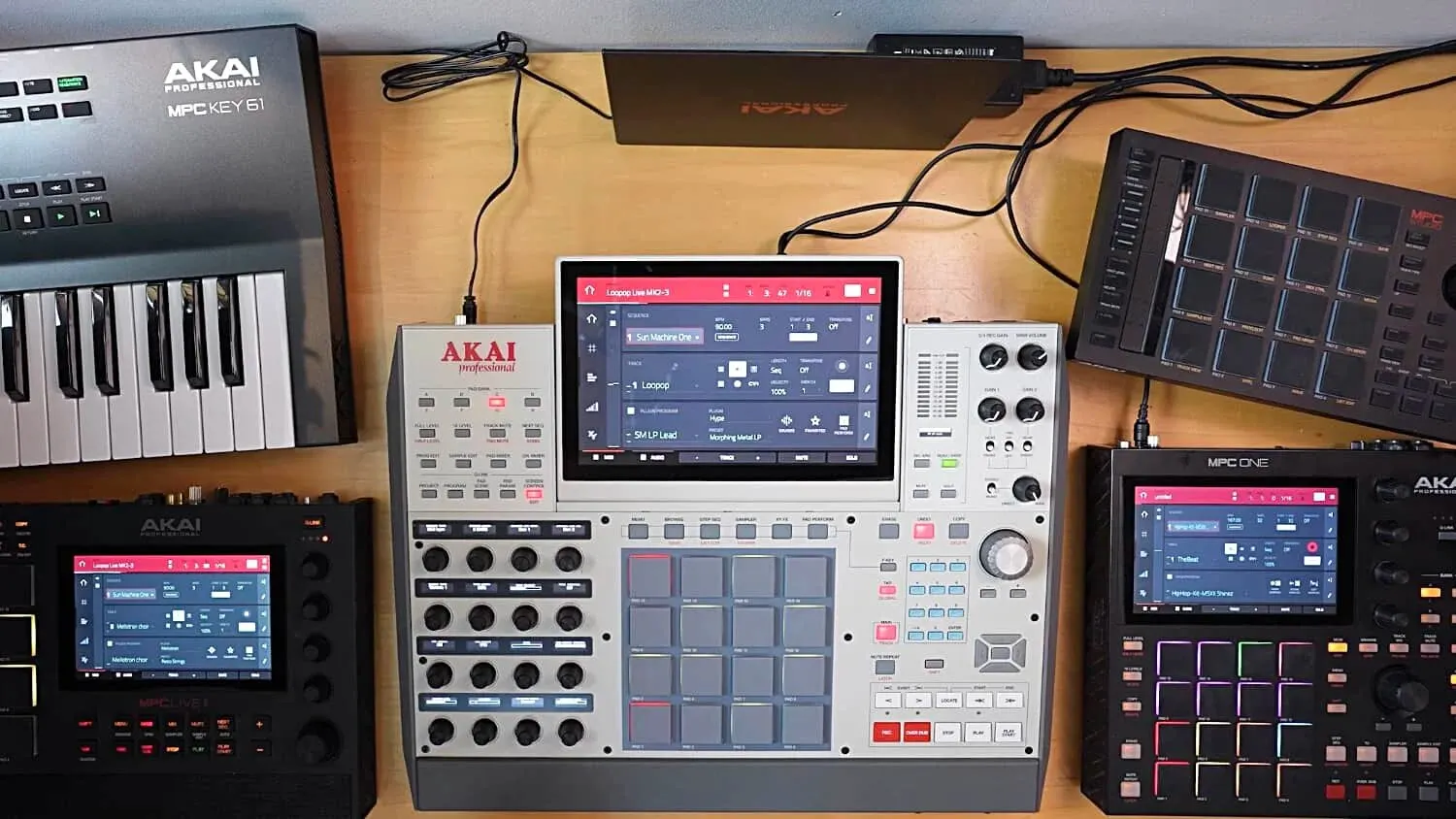 BIG DISCOUNT SALES BRAND NEW Akai Professional MPC X Standalone Sampler and Sequencer with Hard Case - Special Edition
BIG DISCOUNT SALES BRAND NEW Akai Professional MPC X Standalone Sampler and Sequencer with Hard Case - Special Edition