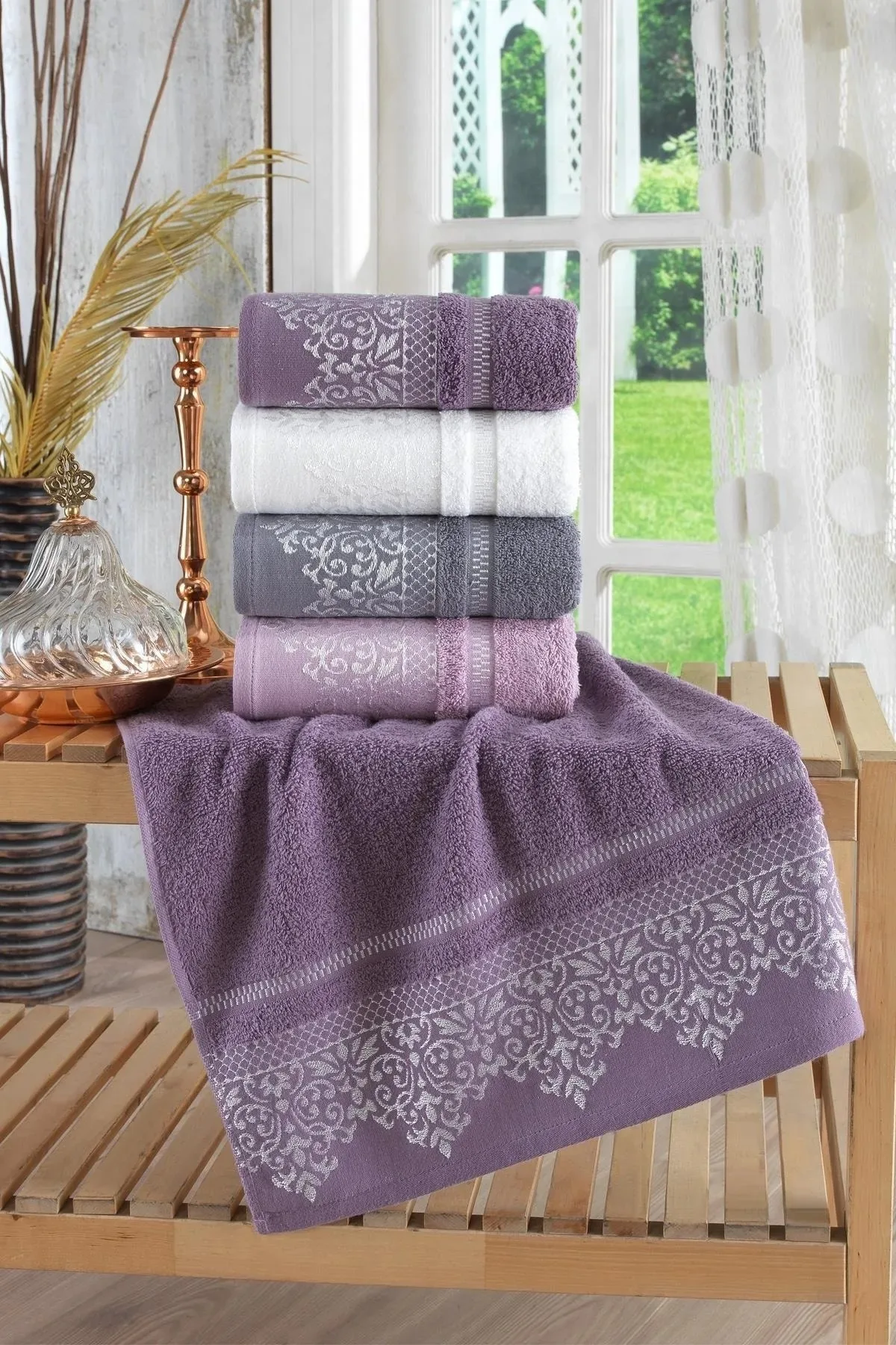 Набор полотенец для рук и лица Damask, 4 шт., 50 х90 см Наш продукт изготовлен из тканой длинной хлопчатобумажной пряжи с очень мягкой структурой.
Набор полотенец для рук и лица Damask, 4 шт., 50 х90 см Наш продукт изготовлен из тканой длинной хлопчатобумажной пряжи с очень мягкой структурой.