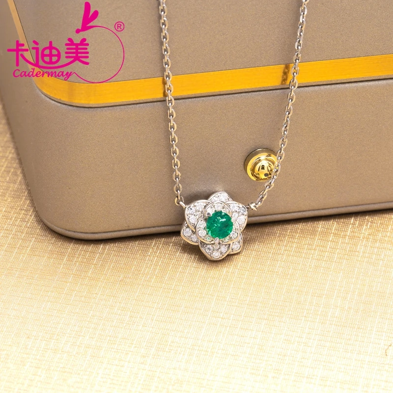 CADERMAY S925 Silver Muzo Green Lab Grown Emerald Moissanite Pendants Necklace Wedding Anniversary Gifts For Women Smart Jewelry
CADERMAY S925 Silver Muzo Green Lab Grown Emerald Moissanite Pendants Necklace Wedding Anniversary Gifts For Women Smart Jewelry