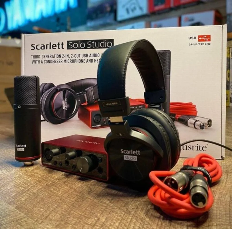 Лидер продаж 50%, Focusrites Scar-lett Solo Studio (3-е поколение), USB аудио интерфейс и пакет записи
Лидер продаж 50%, Focusrites Scar-lett Solo Studio (3-е поколение), USB аудио интерфейс и пакет записи