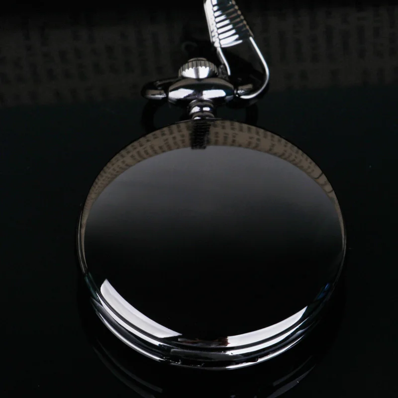 Black Quartz Pocket Watch Necklace Simple Style Hundred Matching Decorations High Quality Clock Pendant Men Women Christmas Gift
Black Quartz Pocket Watch Necklace Simple Style Hundred Matching Decorations High Quality Clock Pendant Men Women Christmas Gift