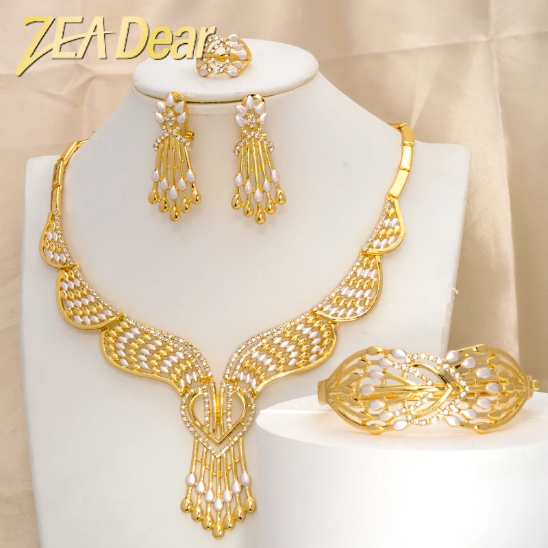 ZEADear Jewelry Set Fashion Women Saudi 18K Gold Plated New Hot-Selling Cheap Bridal African Jewelry Set Engagement Gift
ZEADear Jewelry Set Fashion Women Saudi 18K Gold Plated New Hot-Selling Cheap Bridal African Jewelry Set Engagement Gift
