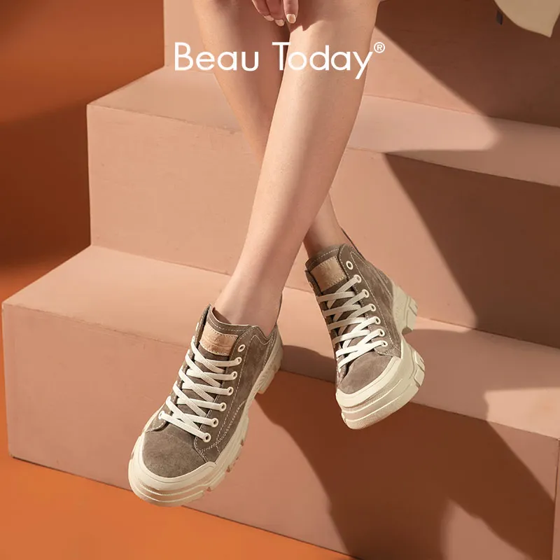 Beau Today/женские кроссовки из замши и кожи с круглым носком на шнуровке; Женская обувь на платформе; Сезон весна-осень; Ручная работа; A29575
Beau Today/женские кроссовки из замши и кожи с круглым носком на шнуровке; Женская обувь на платформе; Сезон весна-осень; Ручная работа; A29575