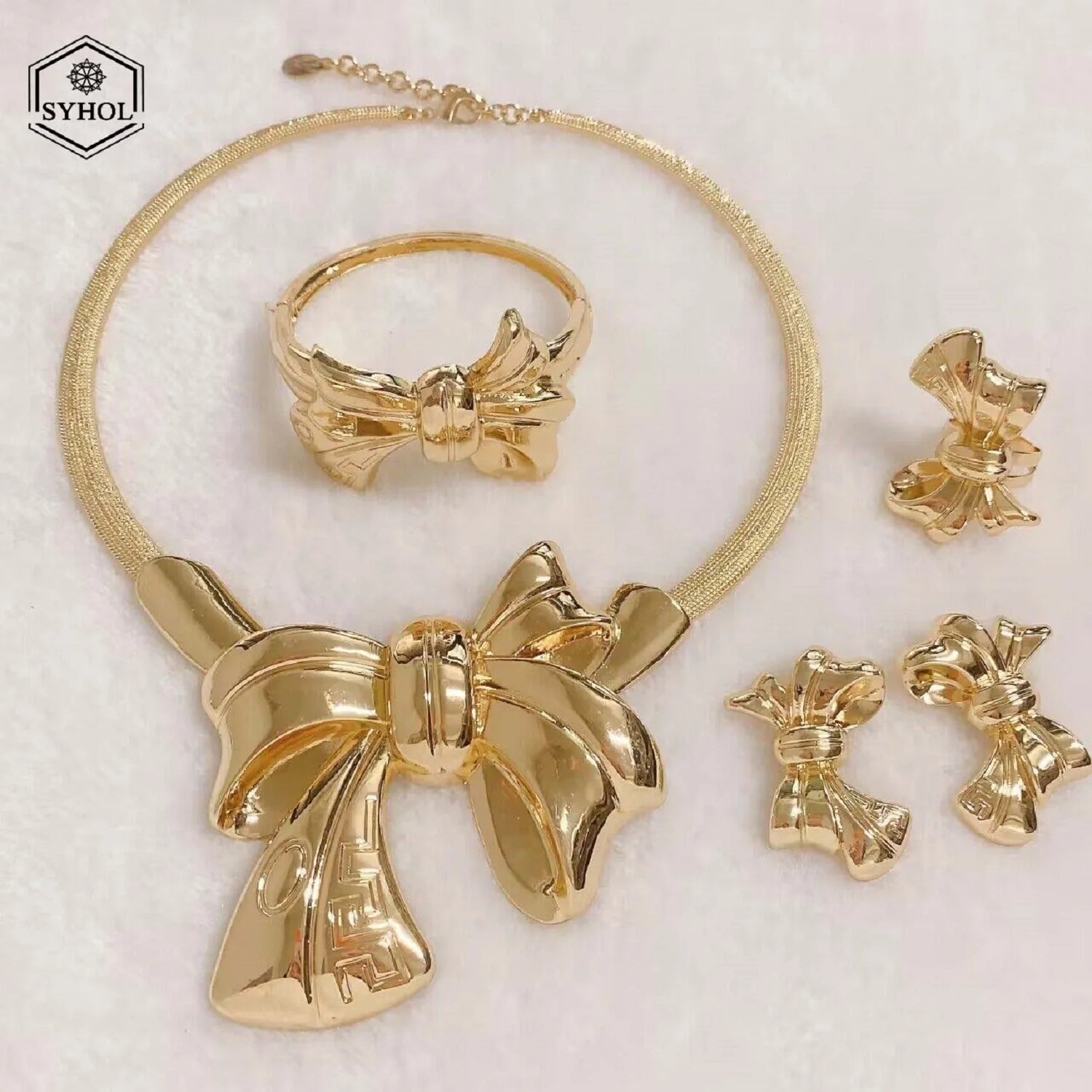

Jewelry Sets For Women Fashion Bow Necklace Earring Set Exquisite Party Jewelry Valentine's Day Gift Dubai Gold Plated Jewelry