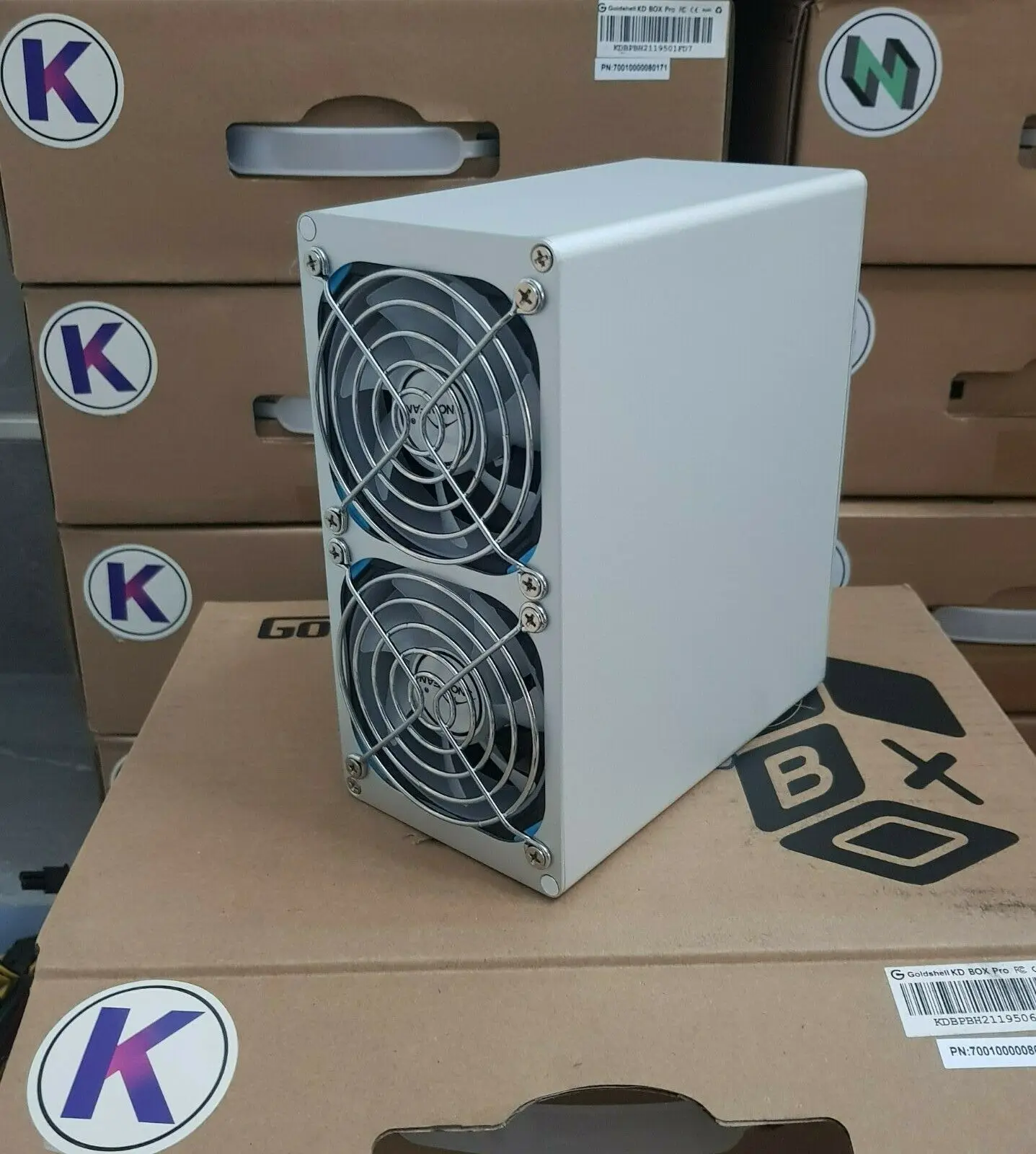 

Hottest Sale Goldshell KD BOX PRO 2.6T Kadena KDA Miner with PSU IN STOCK EU WAREHOUSE PAYMENT VIA CRYPTOCURRENCY OR PAYPAL ONLY