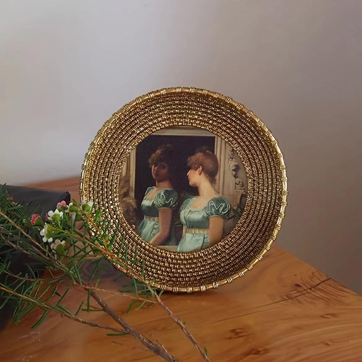 Round Knit Design Vintage Picture Frame Photo Frame Home Decor Tabletop/Wall Hanging Display Wall Decor
Round Knit Design Vintage Picture Frame Photo Frame Home Decor Tabletop/Wall Hanging Display Wall Decor