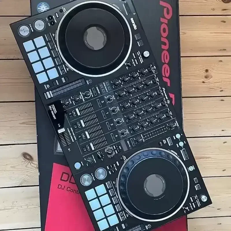 

PROMO OFFER DDJ-1000SRT Pro DJ Controller Se ra to DDJ1000SRT 4-Channel