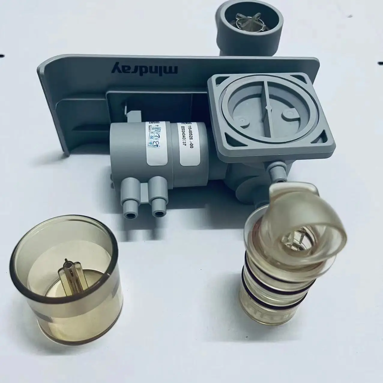 115-005288-00 Mindray 801-VT60-00032-00 Expiratory Valve Flow Sensor Kit for SynoVent E3 (New Original)
115-005288-00 Mindray 801-VT60-00032-00 Expiratory Valve Flow Sensor Kit for SynoVent E3 (New Original)