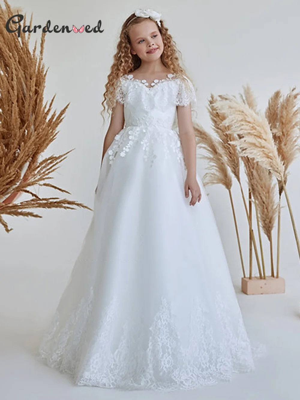 Gardenwed Ivory Tulle First Communion Dress Flower Girl Dresses Full Lace Appliques Sleeves Celebrity Dress vestidos de comunión
Gardenwed Ivory Tulle First Communion Dress Flower Girl Dresses Full Lace Appliques Sleeves Celebrity Dress vestidos de comunión