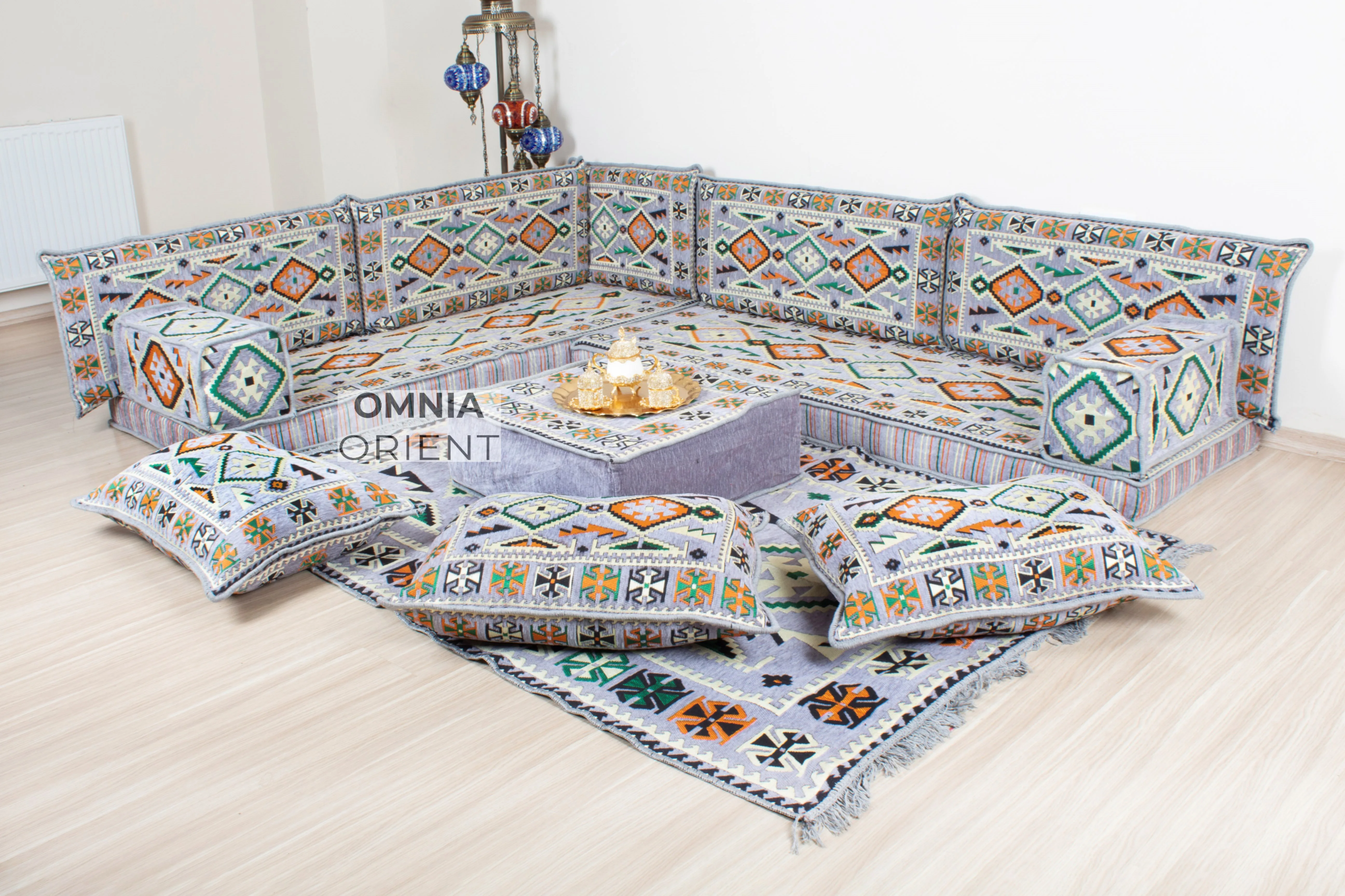 Balcony Floor Couch Arabic Cushion Cover Modular Sofa Cushion L Shaped Arabic Majlis Anatolian Sofa Set Traditional Cushion Set
Balcony Floor Couch Arabic Cushion Cover Modular Sofa Cushion L Shaped Arabic Majlis Anatolian Sofa Set Traditional Cushion Set