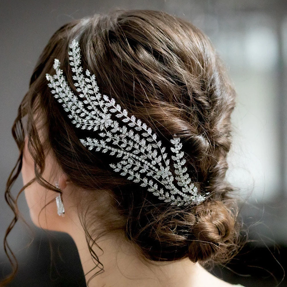 Luxury Bridal Zircon Leaf Hair Comb for Women Free Shipping Princess Prom Accessories Crystal Headband Tiara Wedding Jewelry
Luxury Bridal Zircon Leaf Hair Comb for Women Free Shipping Princess Prom Accessories Crystal Headband Tiara Wedding Jewelry