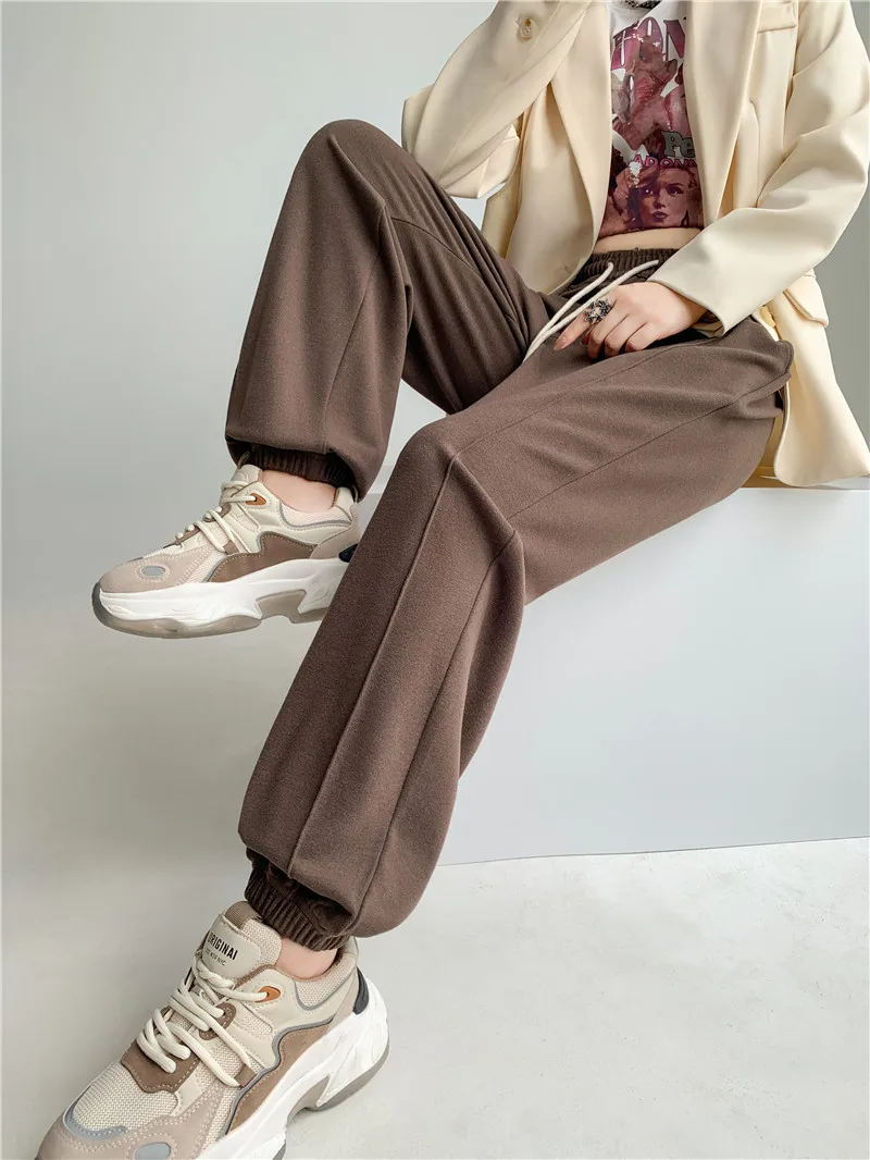 Korean Women Fashion Sweatpants Spring Autumn Elastic High Waiste All-match Loose New Contrast Casual Sports Cuffed Hem Pants
Korean Women Fashion Sweatpants Spring Autumn Elastic High Waiste All-match Loose New Contrast Casual Sports Cuffed Hem Pants