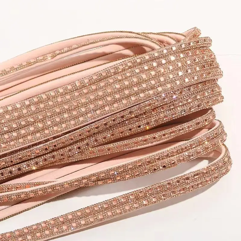 New Design Core Rhinestone Strips Crystal Rope Crystal Rhinestone Tube Rope Rhinestone Rope for Sandal Accessories
New Design Core Rhinestone Strips Crystal Rope Crystal Rhinestone Tube Rope Rhinestone Rope for Sandal Accessories