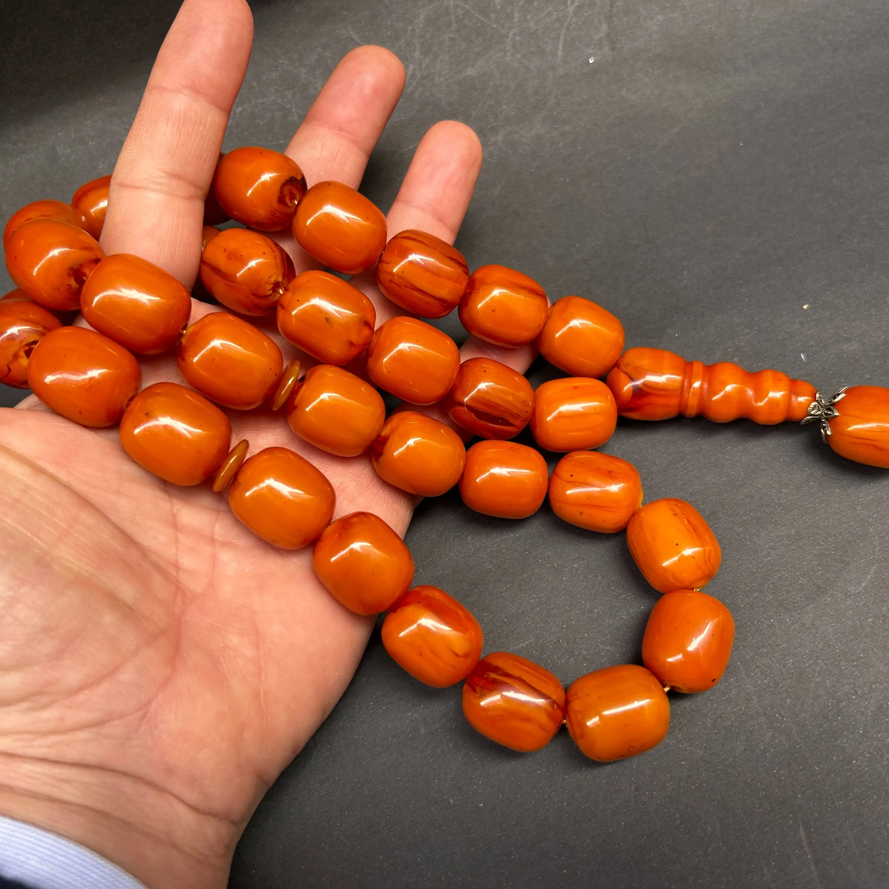 Very Special Handmade RosaryOttoman Rare Antique Faturan German Amber Sandalous Misbaha Prayerbeads Rosary Tasbih Tesbih İslam
Very Special Handmade RosaryOttoman Rare Antique Faturan German Amber Sandalous Misbaha Prayerbeads Rosary Tasbih Tesbih İslam
