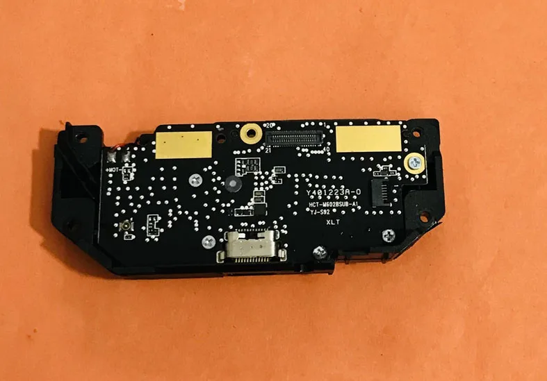 Оригинальная зарядная Плата USB для Oukitel WP18 MTK6761 Quad Core 5,93 дюймов HD +
Оригинальная зарядная Плата USB для Oukitel WP18 MTK6761 Quad Core 5,93 дюймов HD +