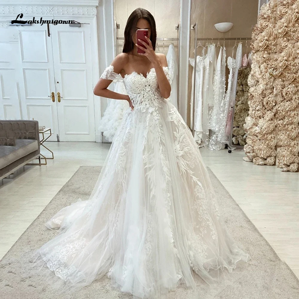 Boho Sexy Sweetheart Off the Shoulder Lace Tulle A Line Wedding Dress Custom For Women Beach Bridal Gowns Sweep Vestidos Robe
Boho Sexy Sweetheart Off the Shoulder Lace Tulle A Line Wedding Dress Custom For Women Beach Bridal Gowns Sweep Vestidos Robe