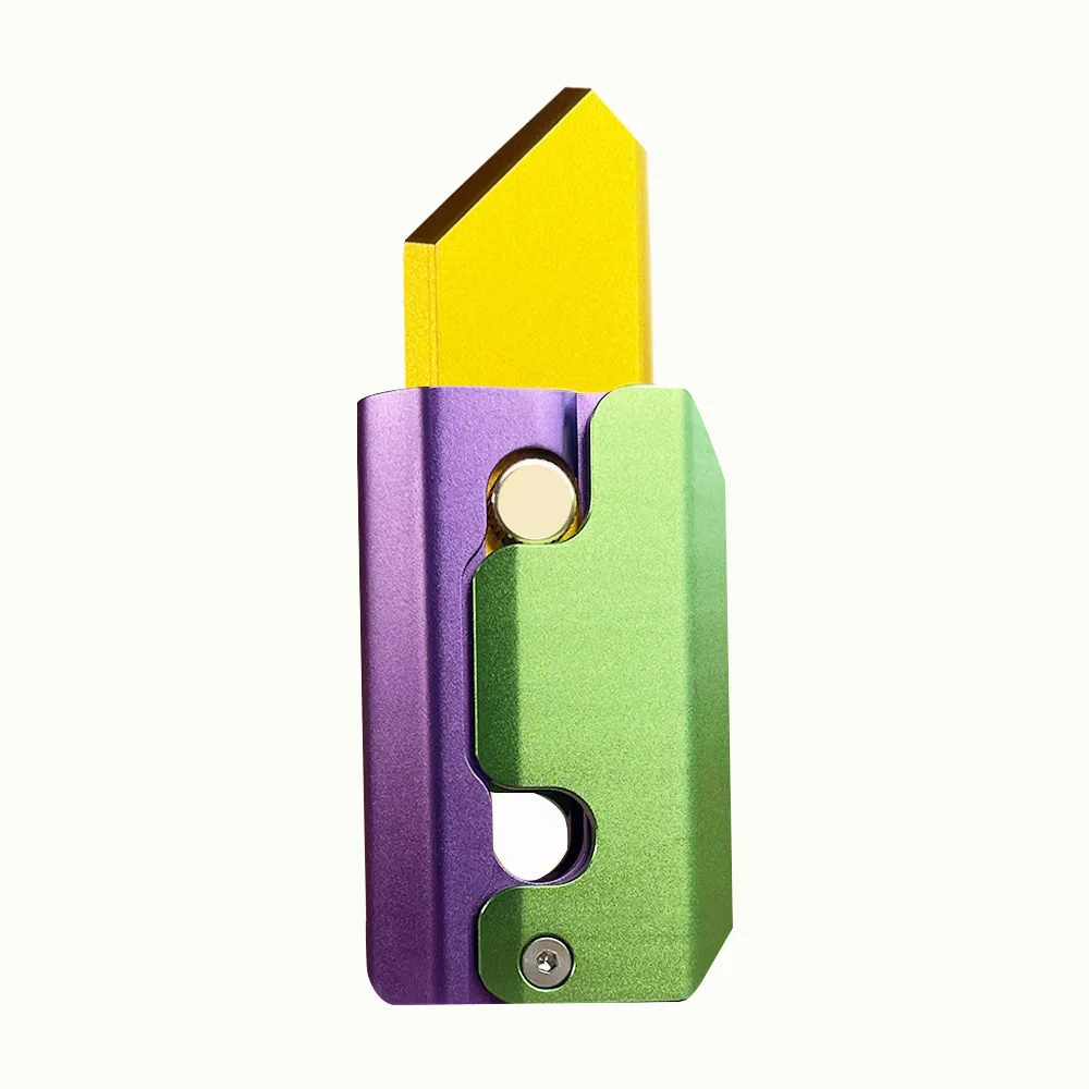 Metal Carrot Knife 3D Gravity Small Carrot Knife Aluminum Alloy Decompression High-end
Metal Carrot Knife 3D Gravity Small Carrot Knife Aluminum Alloy Decompression High-end