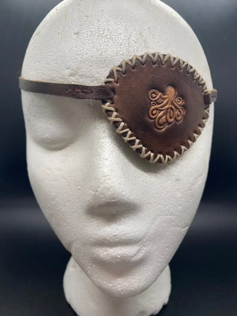 Medieval Viking Pirate Adjustable Faux Leather Eye Patches Cover for Left or Right Adults Halloween Costume Accessory
Medieval Viking Pirate Adjustable Faux Leather Eye Patches Cover for Left or Right Adults Halloween Costume Accessory