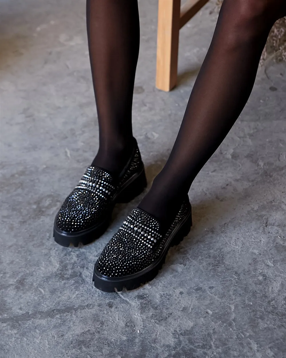 Randol Inner Outer Genuine Leather Laser Bonding Crystal Stone Women's Loafer Poshnmore Flat Platform Sole Black Casual Shoes Ox
Randol Inner Outer Genuine Leather Laser Bonding Crystal Stone Women's Loafer Poshnmore Flat Platform Sole Black Casual Shoes Ox