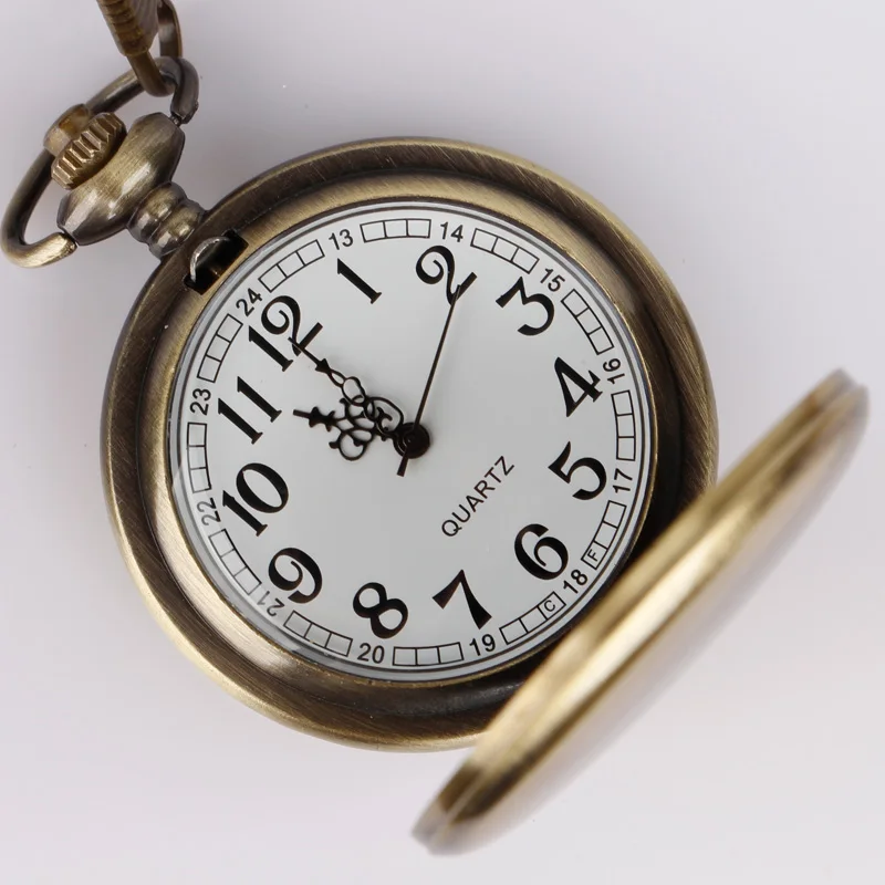 Pure Color Bronze Quartz Pocket Watches Vintage Classic Steampunk Necklace Pendant Clock With Chain Mens Women Dropshipping
Pure Color Bronze Quartz Pocket Watches Vintage Classic Steampunk Necklace Pendant Clock With Chain Mens Women Dropshipping