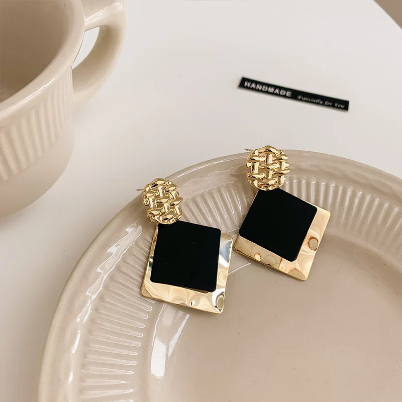 

Новый год стерлингового серебра 925 пробы золотое покрытие черный квадрат геометрические серьги-подвески для женщин легкие роскошные ювелирные изделия Рождественский подарок