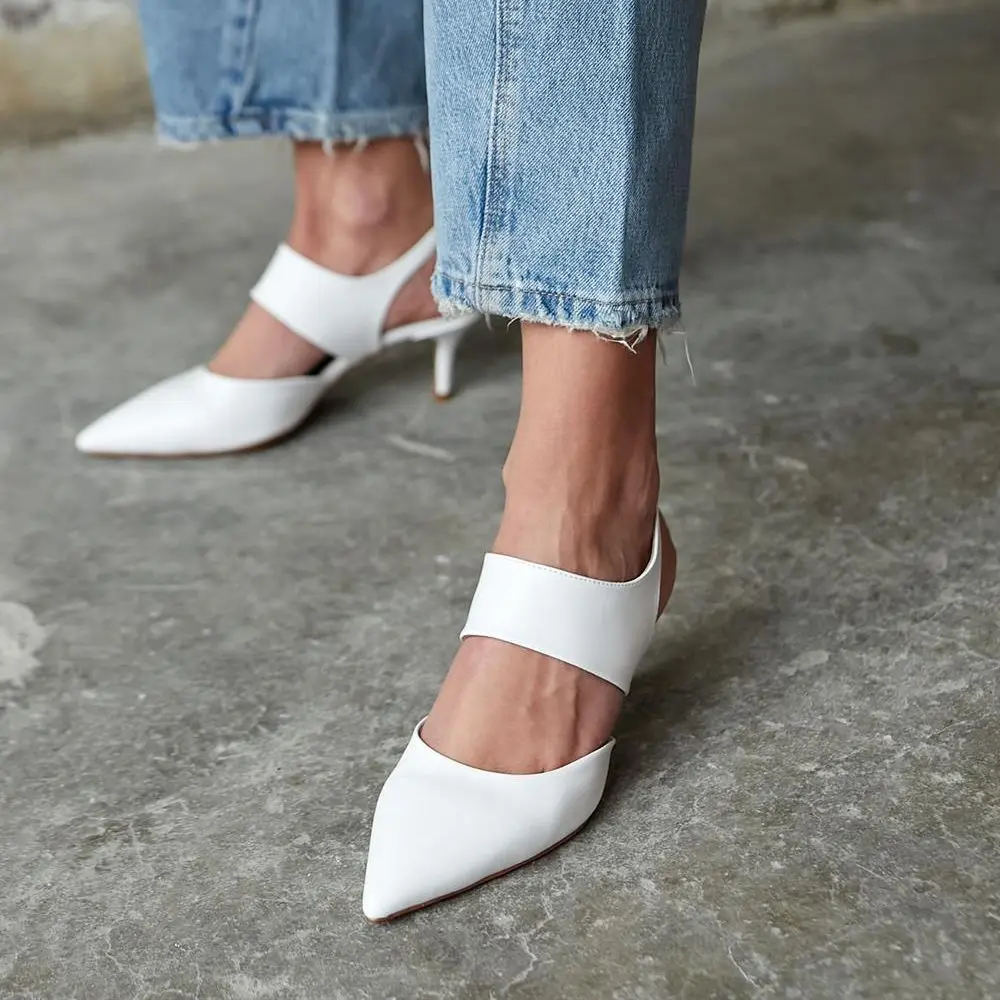 Famaus Interior Genuine Leather Exterior Quality Faux Leather Short Heeled Shoes Poshnmore Black White Nude Sandals
Famaus Interior Genuine Leather Exterior Quality Faux Leather Short Heeled Shoes Poshnmore Black White Nude Sandals