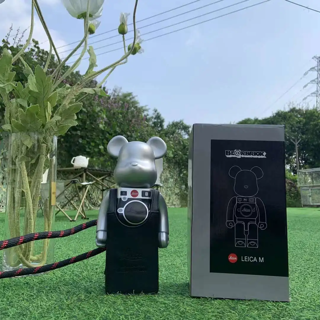 Шарнирная лайкра Bearbrick 400%, камера BE @ RBRICK 28 см, лайкра камера с рюкзаком, шарнирная вращающаяся игрушечная кукла
Шарнирная лайкра Bearbrick 400%, камера BE @ RBRICK 28 см, лайкра камера с рюкзаком, шарнирная вращающаяся игрушечная кукла