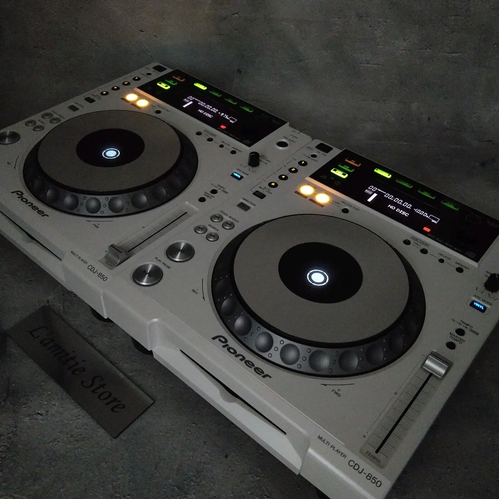 

100% SALES Pair 2x Pioneer CDJ-850-W Limited White DJ Player Turntable CDJ850W