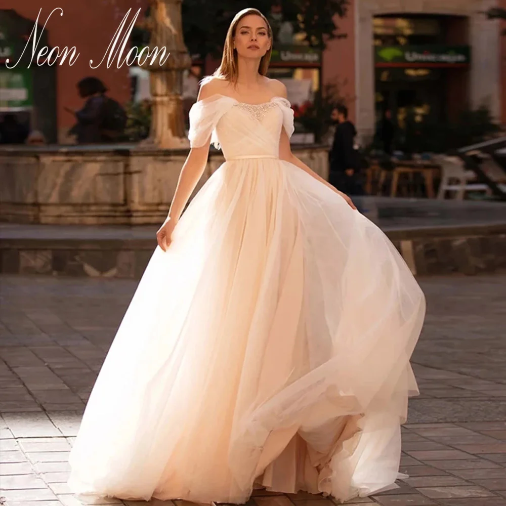 Благородные женские свадебные платья а-силуэта с открытыми плечами, свадебные платья со шнуровкой сзади, платья со шлейфом для невесты
Благородные женские свадебные платья а-силуэта с открытыми плечами, свадебные платья со шнуровкой сзади, платья со шлейфом для невесты