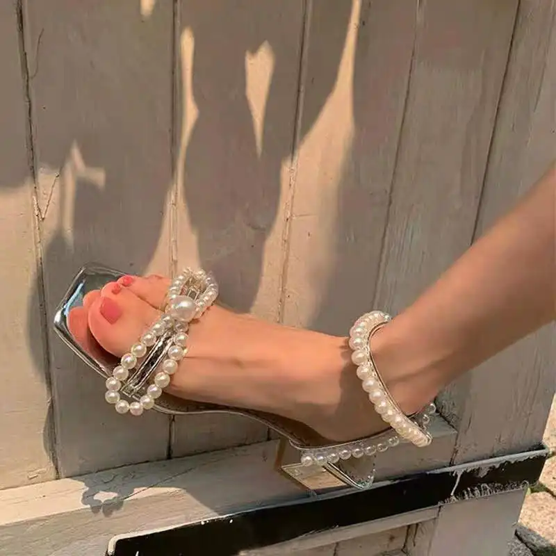 Silver buckle sandals women 2020 summer new sexy square pearl bow Roman high heels fairy wind women sandals heels women
Silver buckle sandals women 2020 summer new sexy square pearl bow Roman high heels fairy wind women sandals heels women