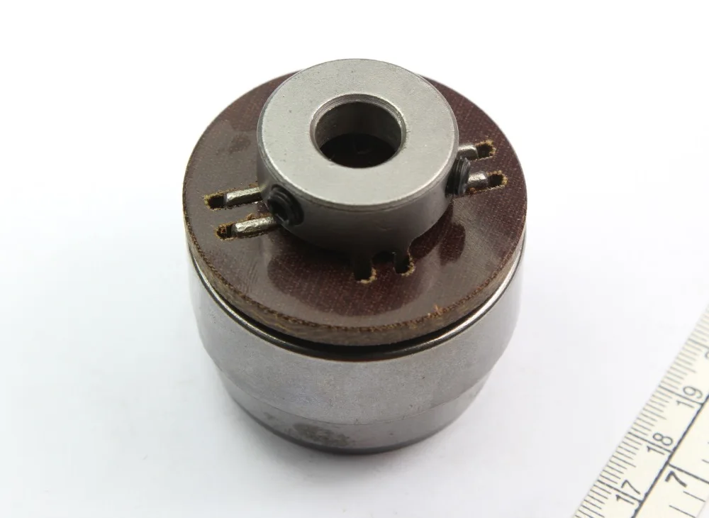 91-166551-91 автоматический роликовый муфта для резки линий для швейной машины PFAFF 591 574 571 
91-166551-91 автоматический роликовый муфта для резки линий для швейной машины PFAFF 591 574 571