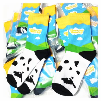 2020 New Adult Crew Cotton Socks Farm Blue Sky Black White Cloud Cow Dairy Cattle Jointly Branded Milk Ice Cream Street Fashion
2020 New Adult Crew Cotton Socks Farm Blue Sky Black White Cloud Cow Dairy Cattle Jointly Branded Milk Ice Cream Street Fashion