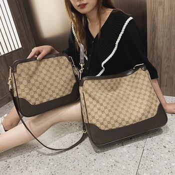 2 piece set Fashion Women Leather Handbags Mobile Messenger Ladies High Quality Leather Big Brand Casual Designer Female 
2 piece set Fashion Women Leather Handbags Mobile Messenger Ladies High Quality Leather Big Brand Casual Designer Female