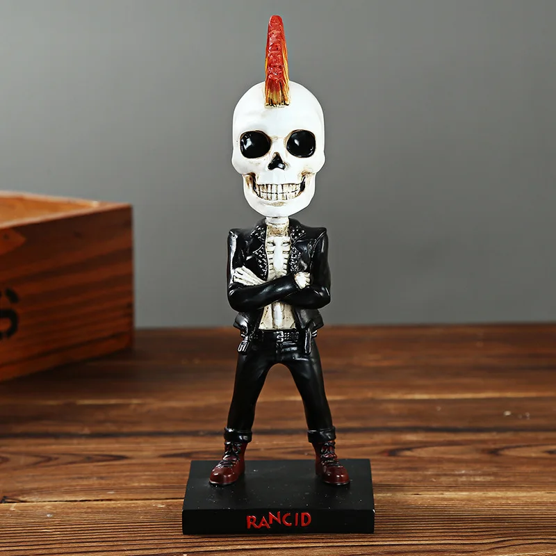 Resin Craft Crown Skull Man Figure Cool Leather cloth Head Shaking Creative Skull Collect Halloween Car Decoration Gag gifts toy
Resin Craft Crown Skull Man Figure Cool Leather cloth Head Shaking Creative Skull Collect Halloween Car Decoration Gag gifts toy