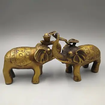 A Pair Exquisite Chinese Old Brass Casting Elephant Ruyi Wealth Success Home Office Decoration Statues
A Pair Exquisite Chinese Old Brass Casting Elephant Ruyi Wealth Success Home Office Decoration Statues