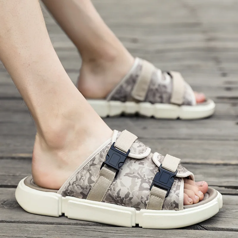 2019 New Style Summer MEN'S Casual Beach Shoes Trend of Fashion Sandals Network Infrared Wear Outdoor Slipper Large Size 
2019 New Style Summer MEN'S Casual Beach Shoes Trend of Fashion Sandals Network Infrared Wear Outdoor Slipper Large Size