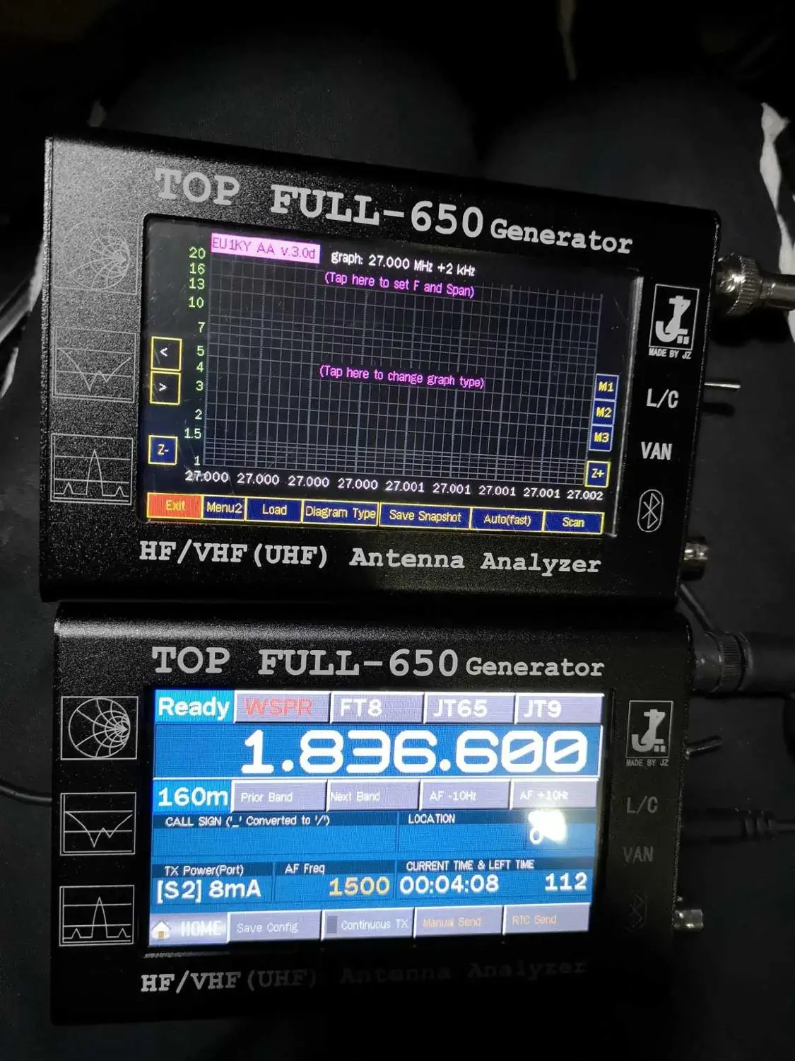 HF/VHF/UHF 4.3" Touch LCD 0.1-1300MHz 1.3GHz ANT SWR Vector Antenna Analyzer Meter + 3000mAh Rechargeable battery
HF/VHF/UHF 4.3" Touch LCD 0.1-1300MHz 1.3GHz ANT SWR Vector Antenna Analyzer Meter + 3000mAh Rechargeable battery