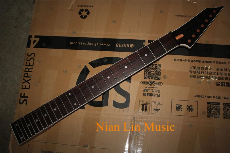 Hot Sale 7-String Electric Guitar Neck with 24 Frets,Mahogany Neck, Rosewood Fingerboard,can be Customized
Hot Sale 7-String Electric Guitar Neck with 24 Frets,Mahogany Neck, Rosewood Fingerboard,can be Customized