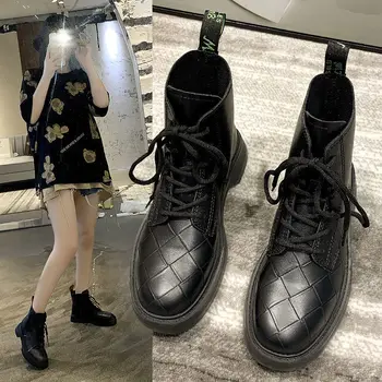 New All-match Autumn Breathable Motorcycle Short Boots Genuine Leather Black Riding Boots Female British Style Fashionable Boots
New All-match Autumn Breathable Motorcycle Short Boots Genuine Leather Black Riding Boots Female British Style Fashionable Boots